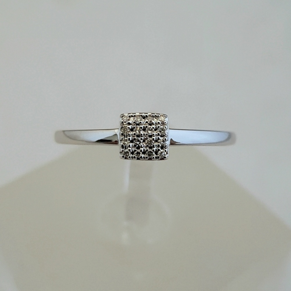 2X HOST PICK 💍 Delicate 14k White Gold & Diamonds Ring - Picture 3 of 7